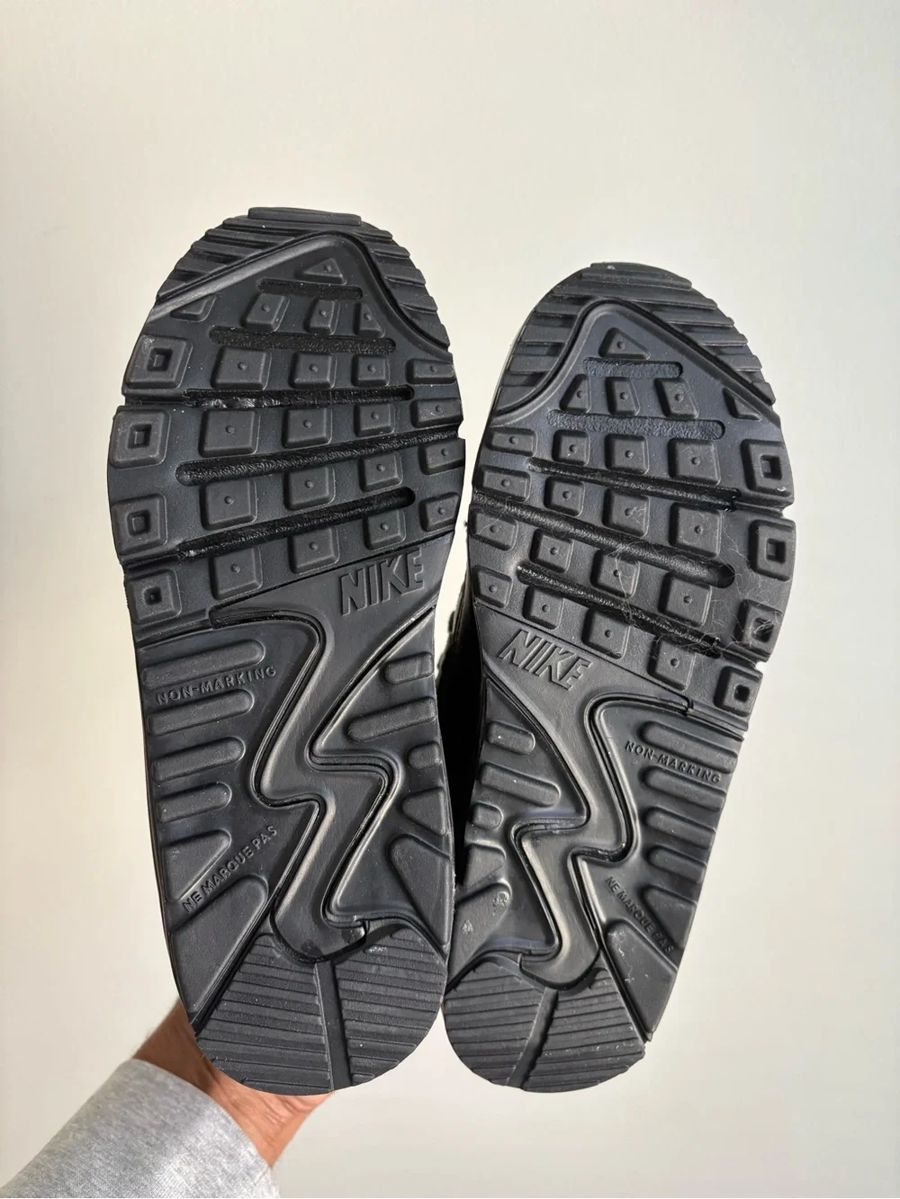 Nike Kids Black Leather Air Max Style Sneakers